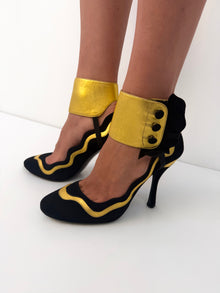 Heels thumbnail 1