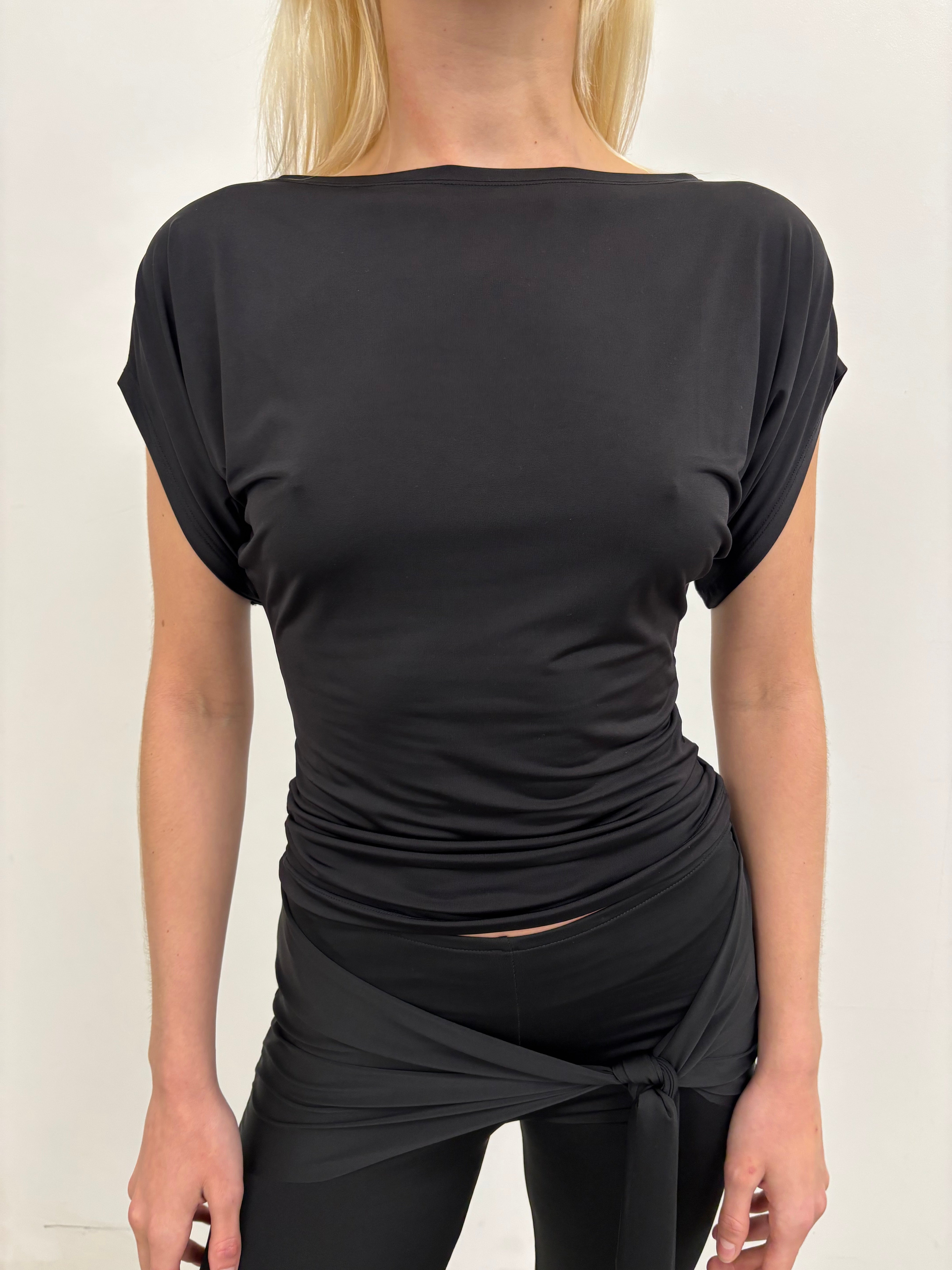 LIA LIDY TOP 黒　ブラック　black BLACK Nuovo